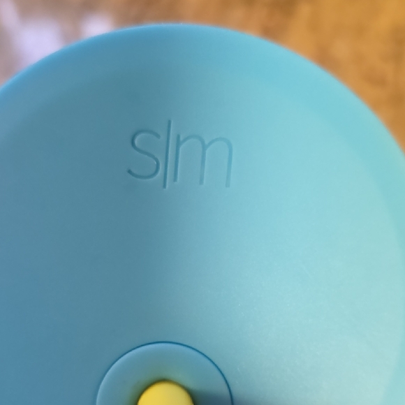 Simple Modern - Picture 2 of 3